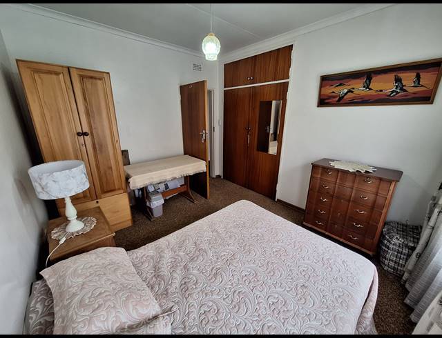 3 BEDROOM HOUSE FOR SALE IN VANDERBIJLPARK SE 2